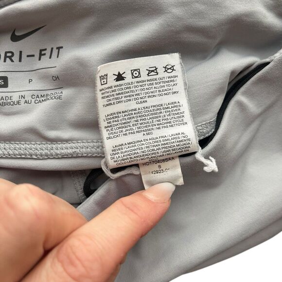 Nike Small Activewear Leggings Light Gray Zip Pocket Mesh Panels Workout - Picture 3 of 10